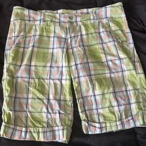 Hollister Vintage Plaid Capris Shorts